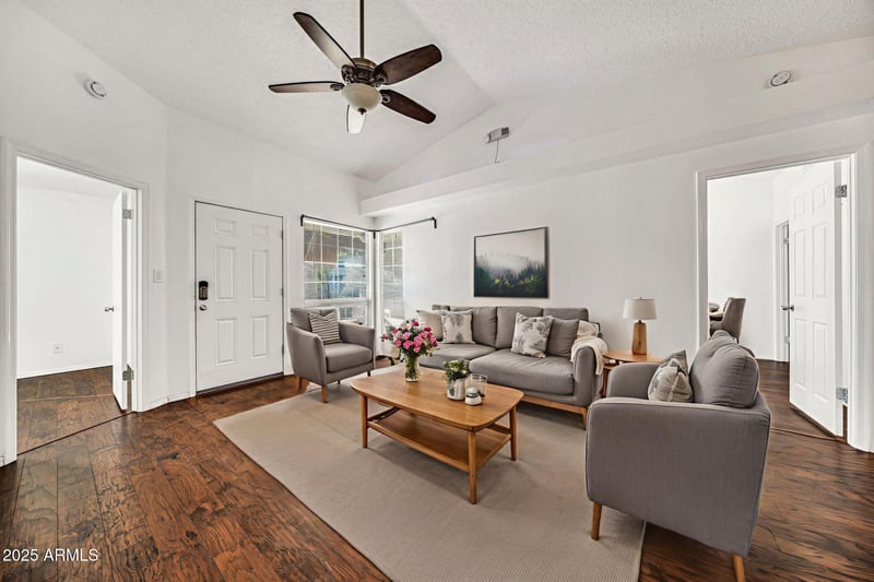 8140 107th Ave #134, Peoria, AZ 85345