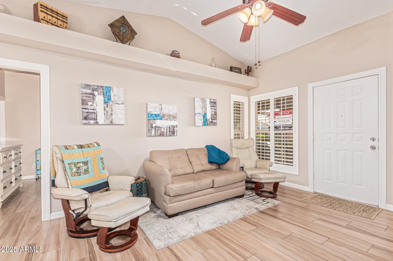 8140 107th Ave #151, Peoria, AZ 85345