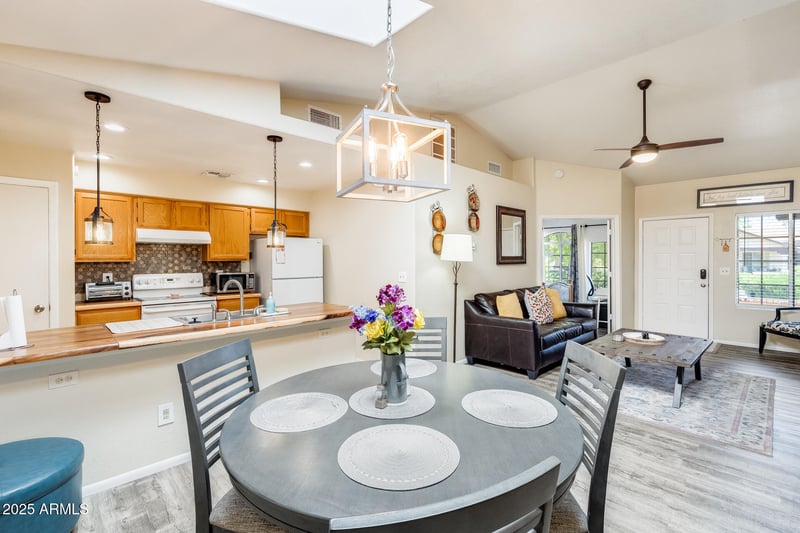 8140 107th Ave #290, Peoria, AZ 85345