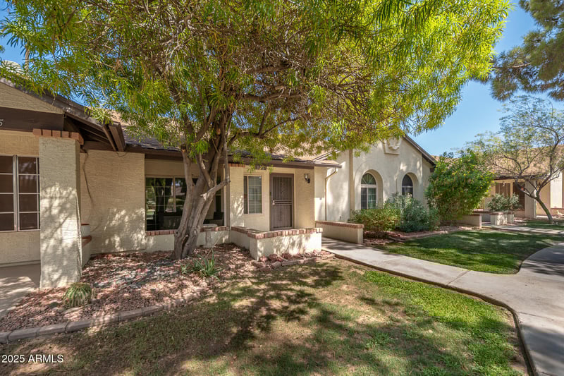 8140 107th Ave #306, Peoria, AZ 85345
