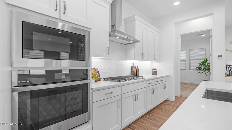 8140 June St, Mesa, AZ 85207