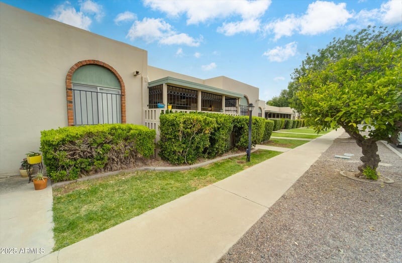 8141 Central Ave #9, Phoenix, AZ 85020