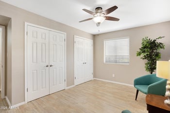 8141 Central Ave #9, Phoenix, AZ 85020