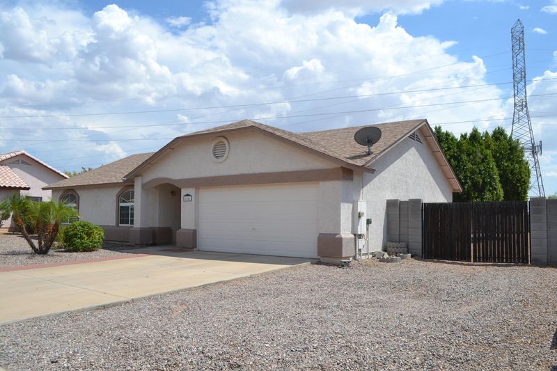 8141 E Ellis St, Mesa, AZ 85207