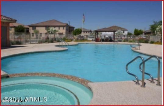 8141 W Groom Creek Rd, Phoenix, AZ 85043