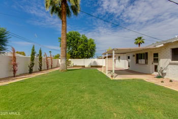 8143 Columbus Ave, Scottsdale, AZ 85251