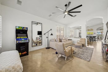 8143 Michelle Dr, Scottsdale, AZ 85255