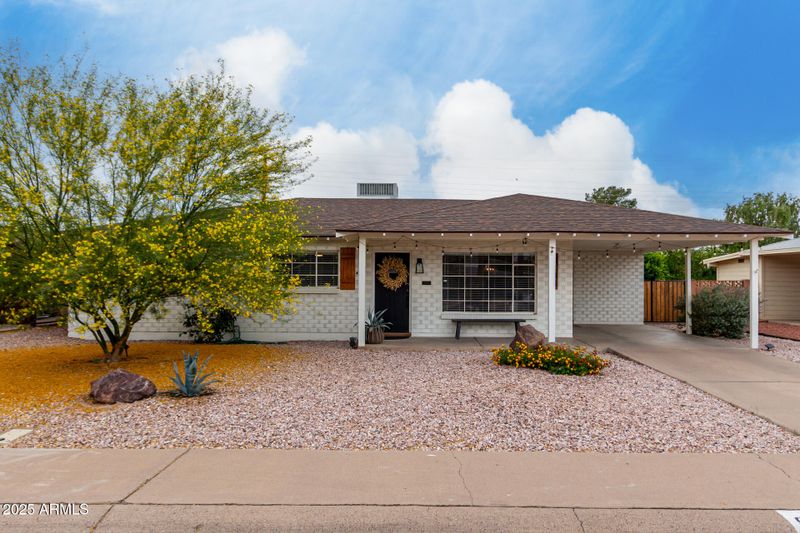 8143 E Whitton Ave, Scottsdale, AZ 85251