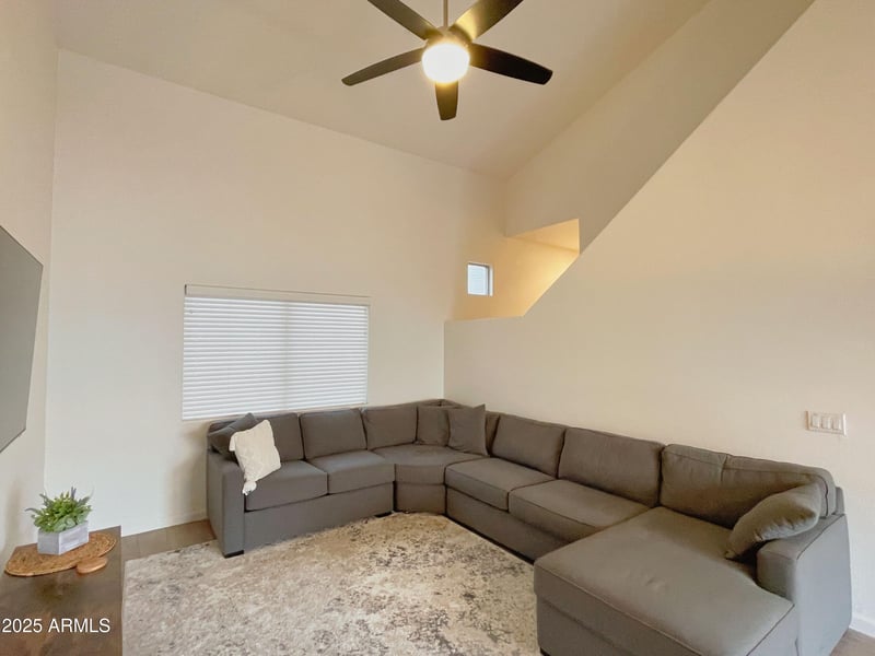 8144 Beck Ln, Peoria, AZ 85382