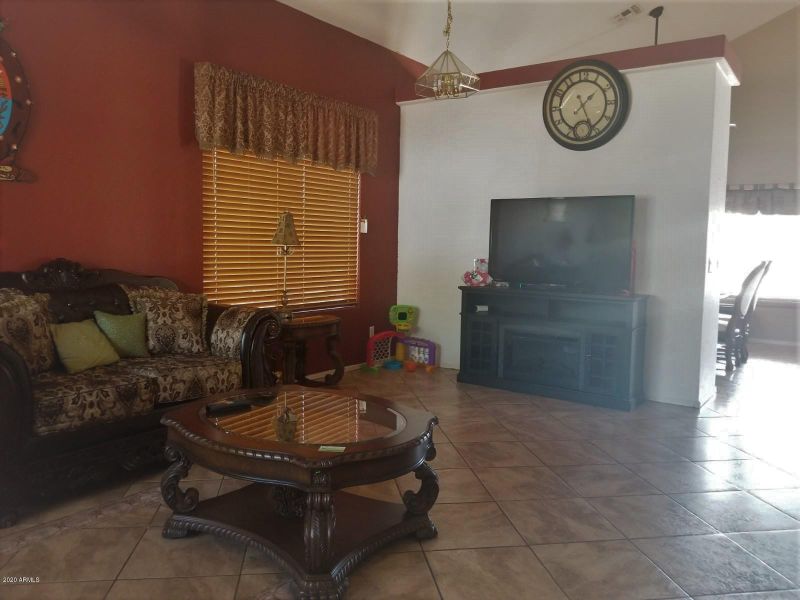 8145 W Whyman Ave, Phoenix, AZ 85043