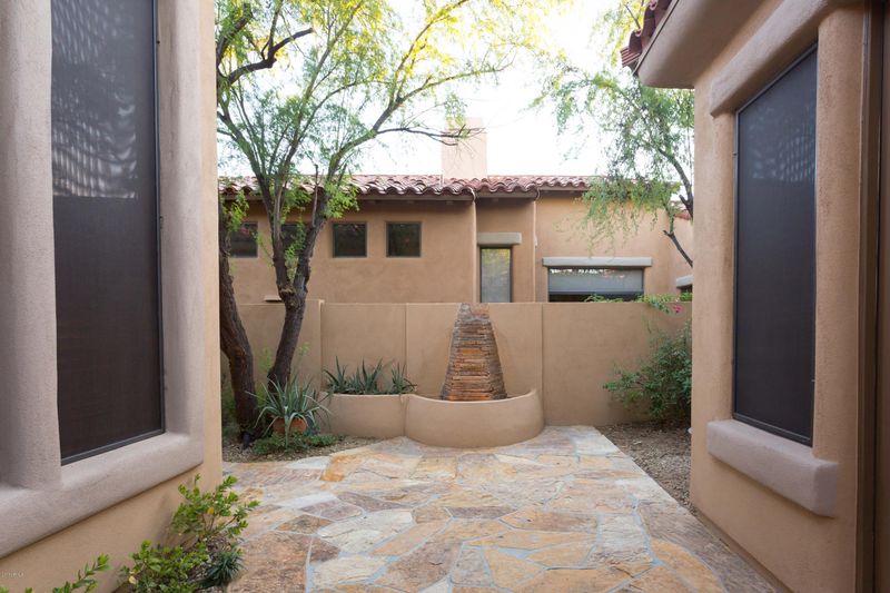 8149 E Wing Shadow Rd, Scottsdale, AZ 85255