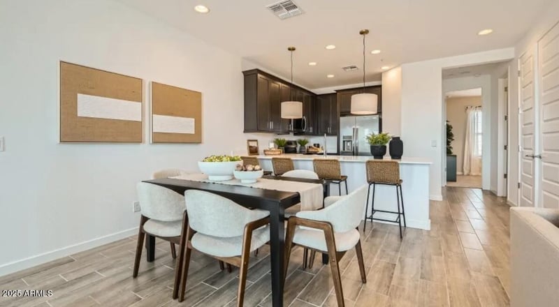 8149 Petunia Ave #1062, Mesa, AZ 85212