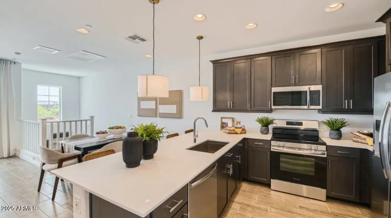 8149 Petunia Ave #1088, Mesa, AZ 85212