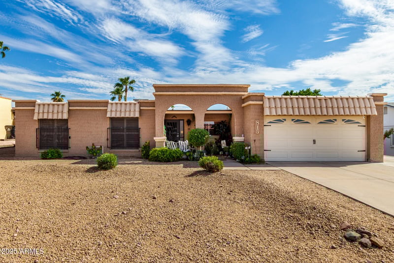 815 Coral Gables Dr, Phoenix, AZ 85022