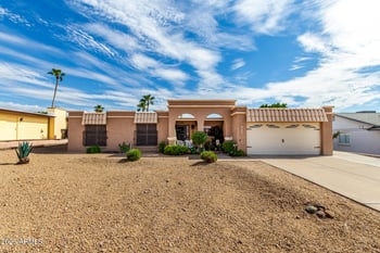 815 Coral Gables Dr, Phoenix, AZ 85022