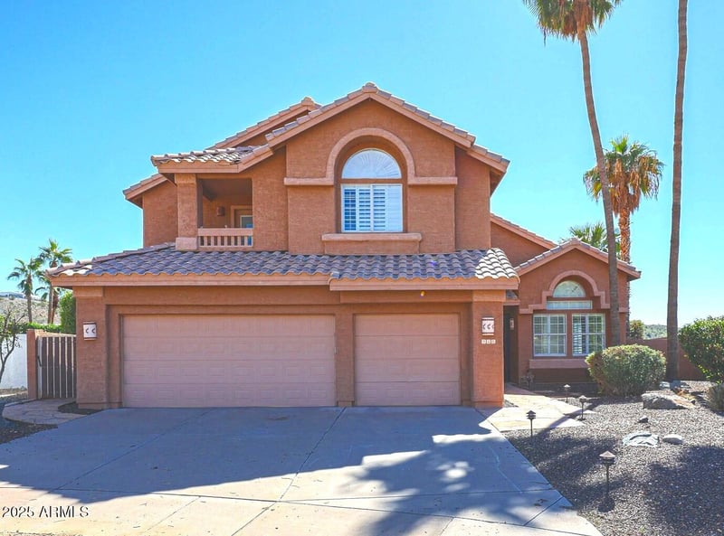 815 Desert Trumpet Rd, Phoenix, AZ 85048