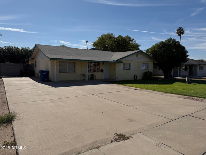 815 E Jackson Ave, Buckeye, AZ 85326