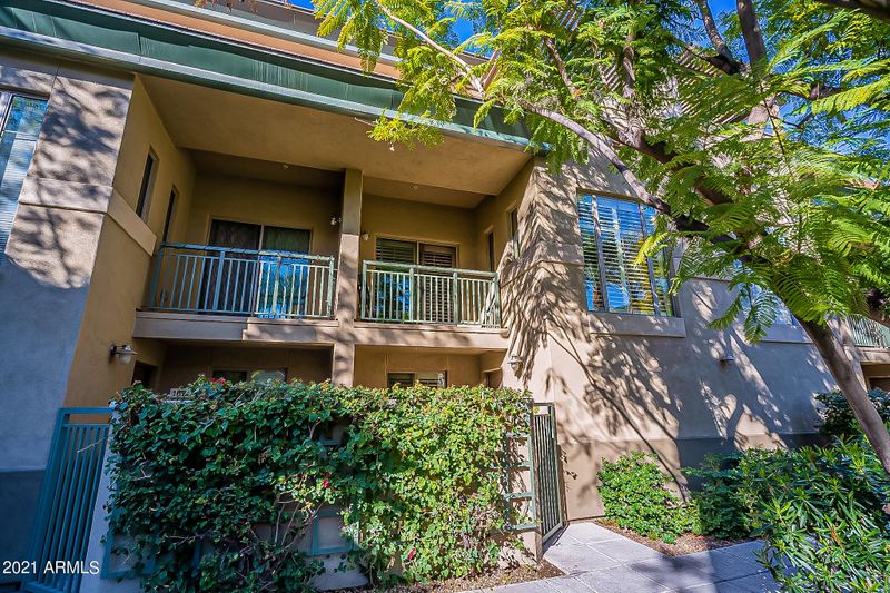 815 E Rose Ln #106, Phoenix, AZ 85014