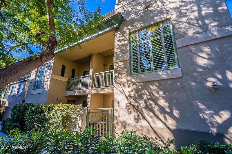 815 E Rose Ln #106, Phoenix, AZ 85014