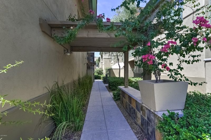 815 E Rose Ln #125, Phoenix, AZ 85014