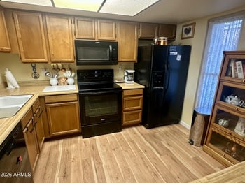 815 Grovers Ave #12, Phoenix, AZ 85022