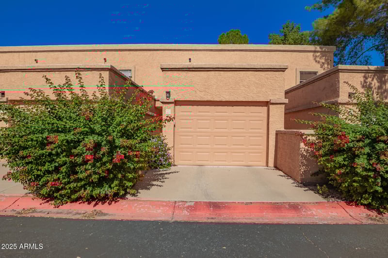 815 Grovers Ave #62, Phoenix, AZ 85022