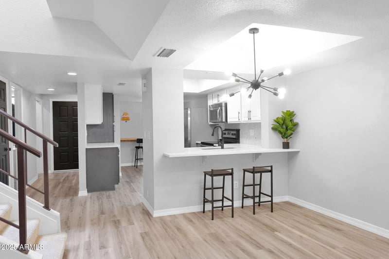 815 Grovers Ave #8, Phoenix, AZ 85022