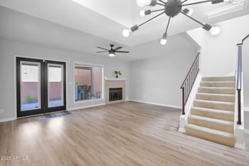 815 Grovers Ave #8, Phoenix, AZ 85022