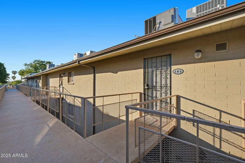 815 Hayden Rd #A205, Scottsdale, AZ 85257