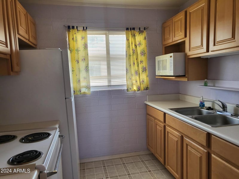 815 Hayden Rd #D201, Scottsdale, AZ 85257