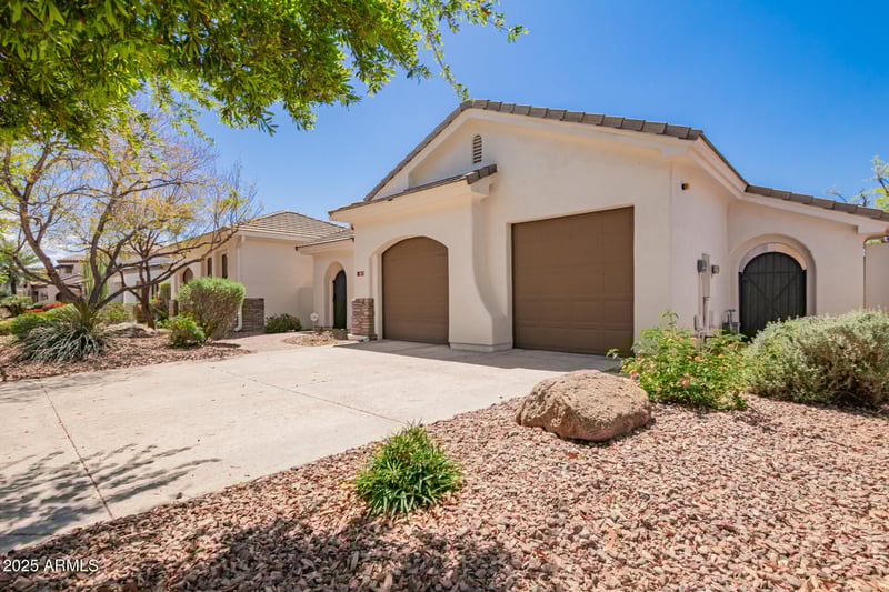 815 Juniper Ln, Litchfield Park, AZ 85340