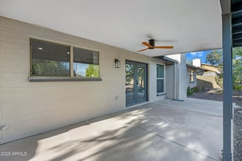 815 Paradise Ln, Phoenix, AZ 85022