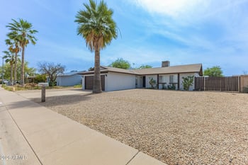 815 Villa Maria Dr, Phoenix, AZ 85023