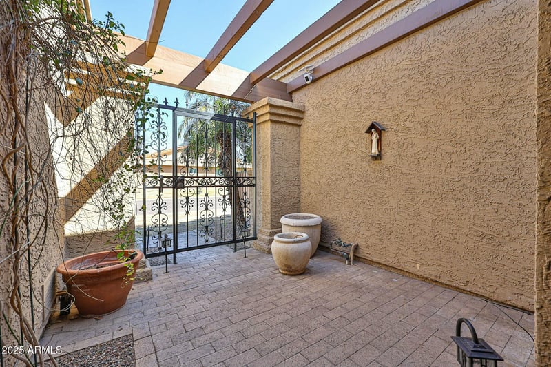 8151 Del Joya Dr, Scottsdale, AZ 85258