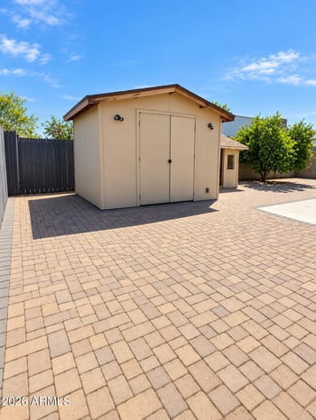 8151 W Turney Ave, Phoenix, AZ 85033