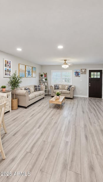 8151 W Turney Ave, Phoenix, AZ 85033