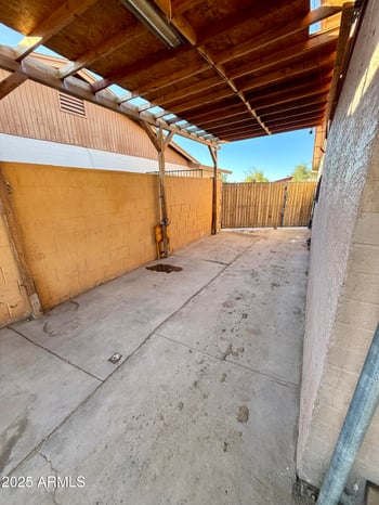 8151 Westview Dr, Phoenix, AZ 85033
