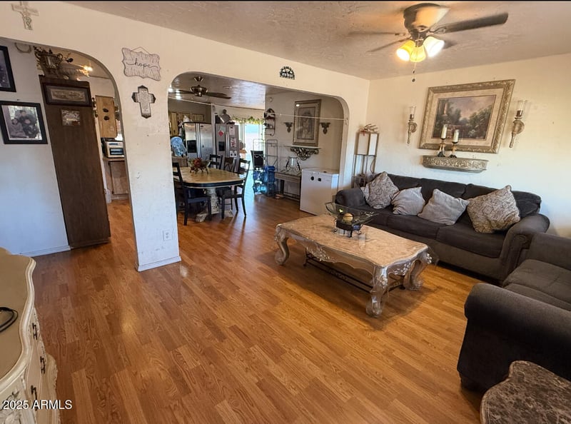 8151 Westview Dr, Phoenix, AZ 85033