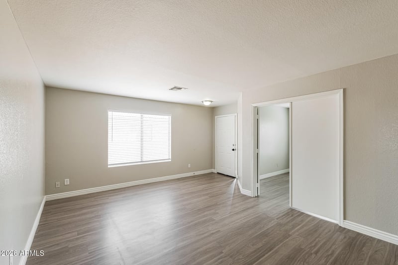 8152 N 88th Ln, Peoria, AZ 85345