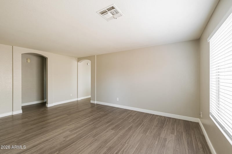 8152 N 88th Ln, Peoria, AZ 85345