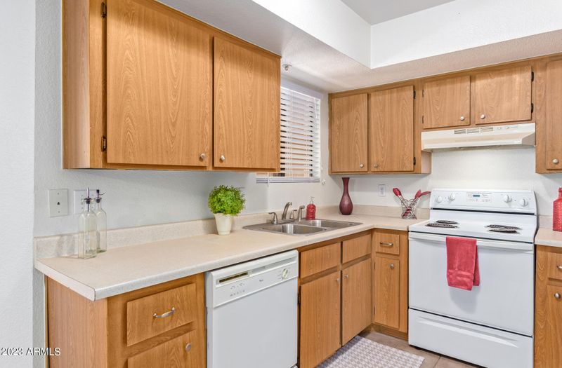 8155 E Roosevelt St #103, Scottsdale, AZ 85257
