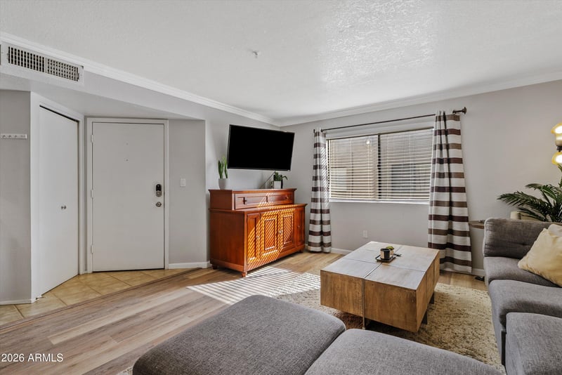 8155 Roosevelt St #214, Scottsdale, AZ 85257