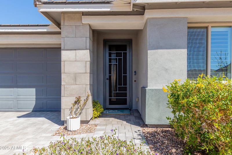 816 Amberwood Dr, Phoenix, AZ 85048