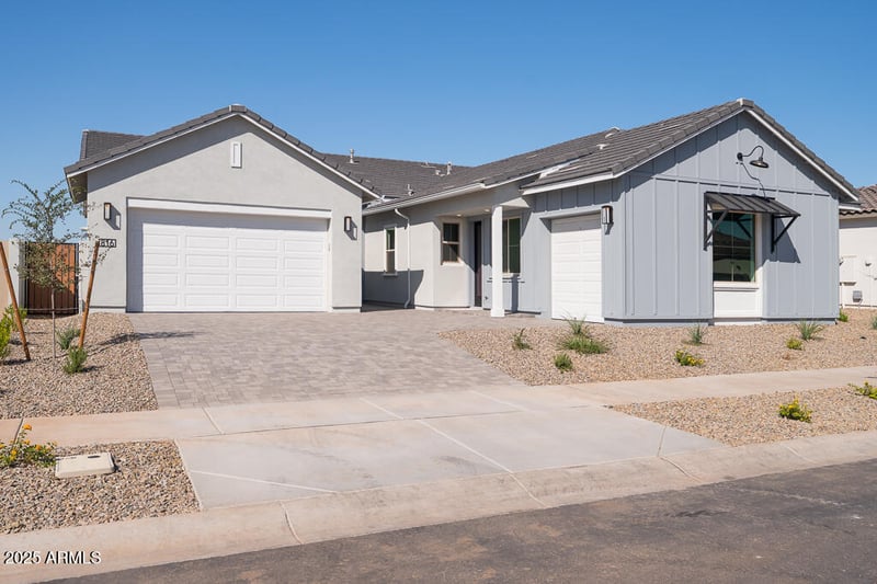 816 Golden Ore Ps, Apache Junction, AZ 85120