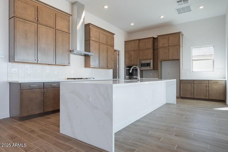 816 Golden Ore Ps, Apache Junction, AZ 85120