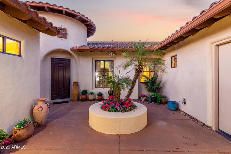 816 Sycamore Ct, Litchfield Park, AZ 85340