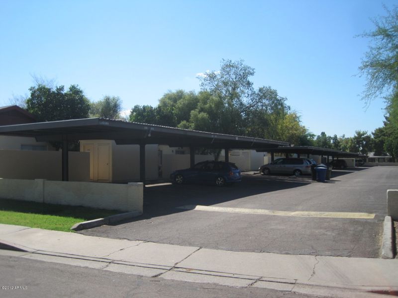 816 W Laguna Dr, Tempe, AZ 85282