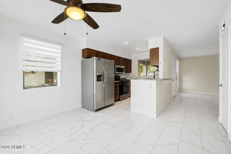 8161 N 107th Ave #109, Peoria, AZ 85345