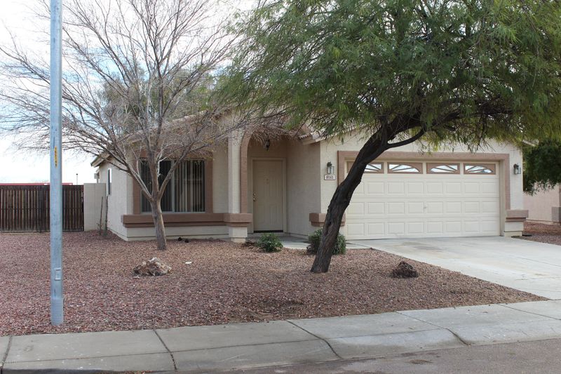 8161 N 87th Dr, Peoria, AZ 85345