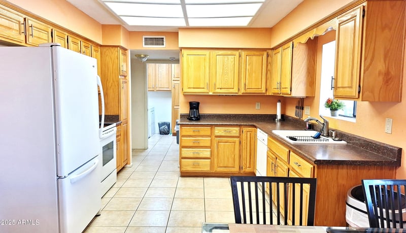 8162 Neville Ave, Mesa, AZ 85209